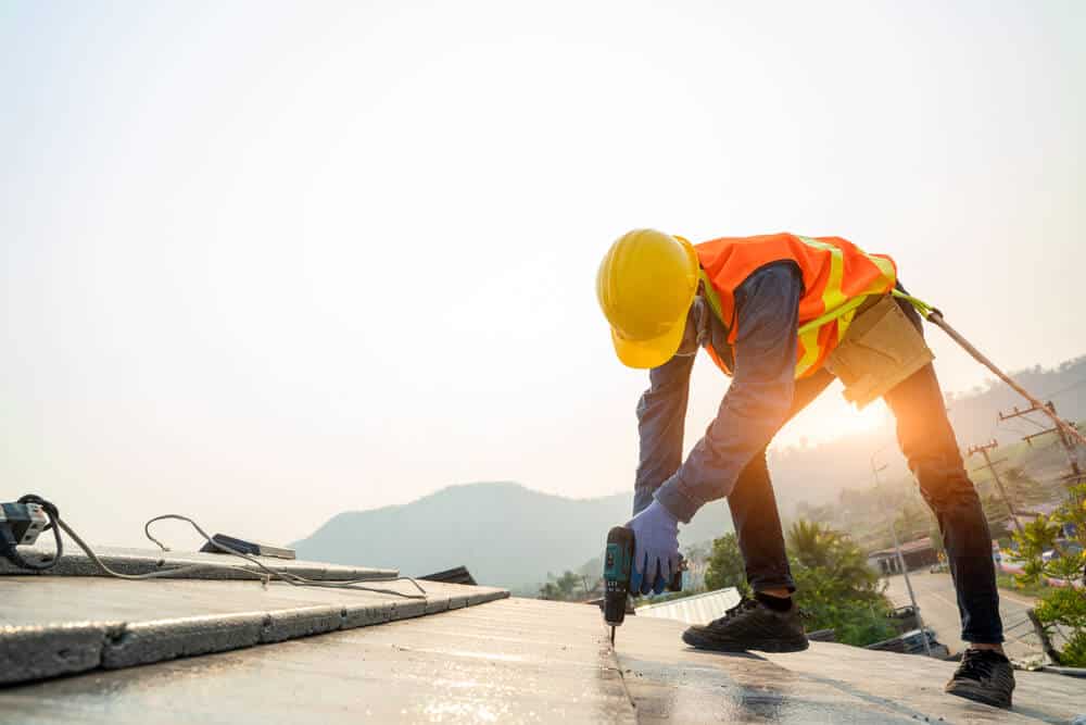 Emergency Commercial Roof Repairs: What Business Owners Need to Know